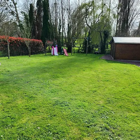 別荘 Maison Terre Et Bord De