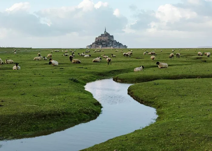 Maison Terre Et Bord De Lessay