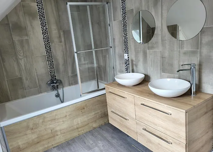 Maison Terre Et Bord De *